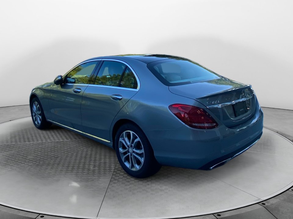 Used 2015 Mercedes-Benz C 300 4MATIC Sedan image 5