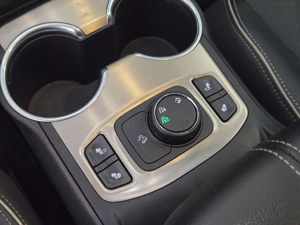 Certified 2018 GMC Terrain Denali w/ LPO, 'HIT The Road' Package AWD/4WD image 30