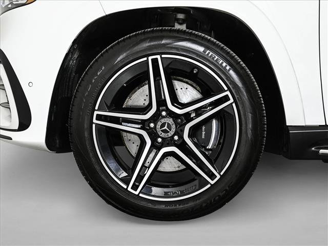 Used 2024 Mercedes-Benz GLS 450 4MATIC w/ AMG Line Exterior image 27