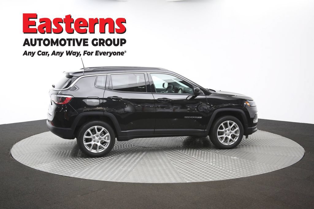 Used 2024 Jeep Compass Latitude AWD/4WD image 42