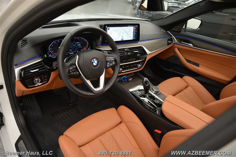 Used 2023 BMW 530i w/ Premium Package RWD image 14