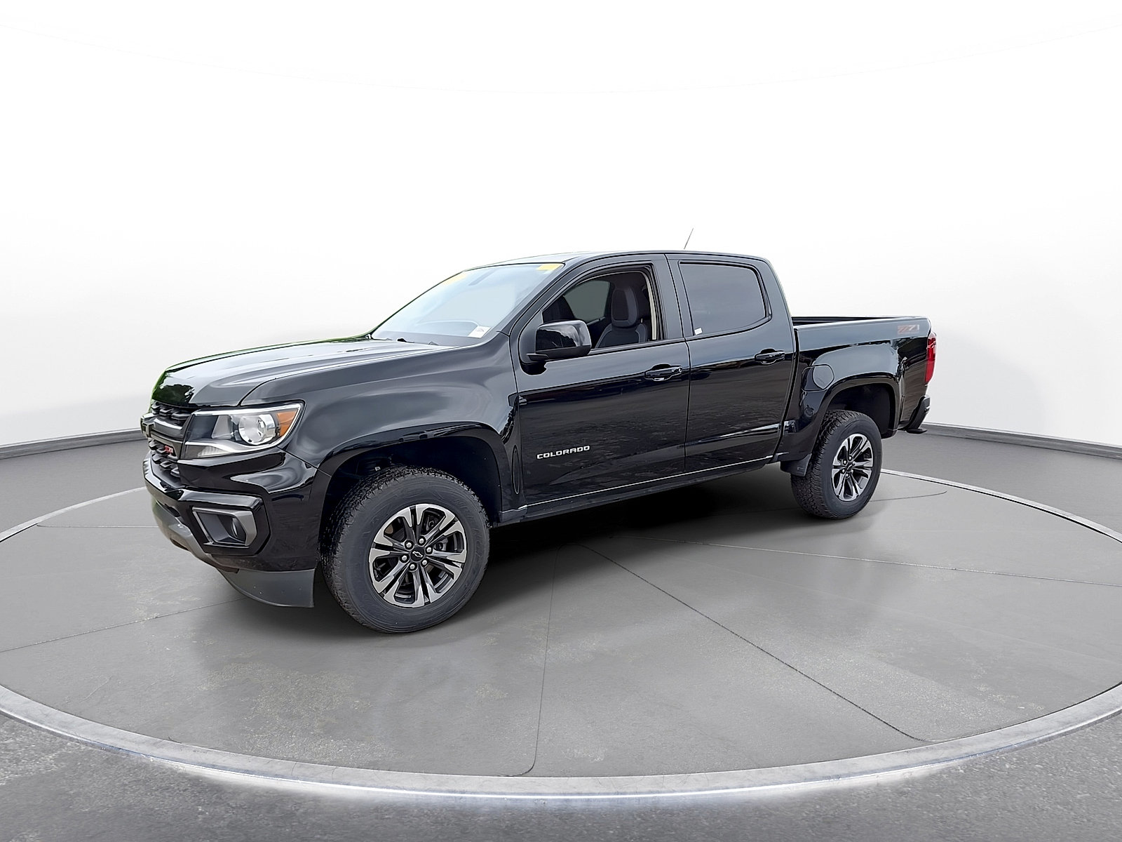 Used 2022 Chevrolet Colorado Z71 AWD/4WD image 4