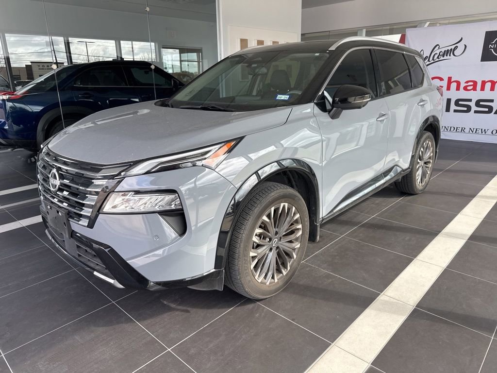 Used 2024 Nissan Rogue Platinum w/ Platinum Premium Package image 1