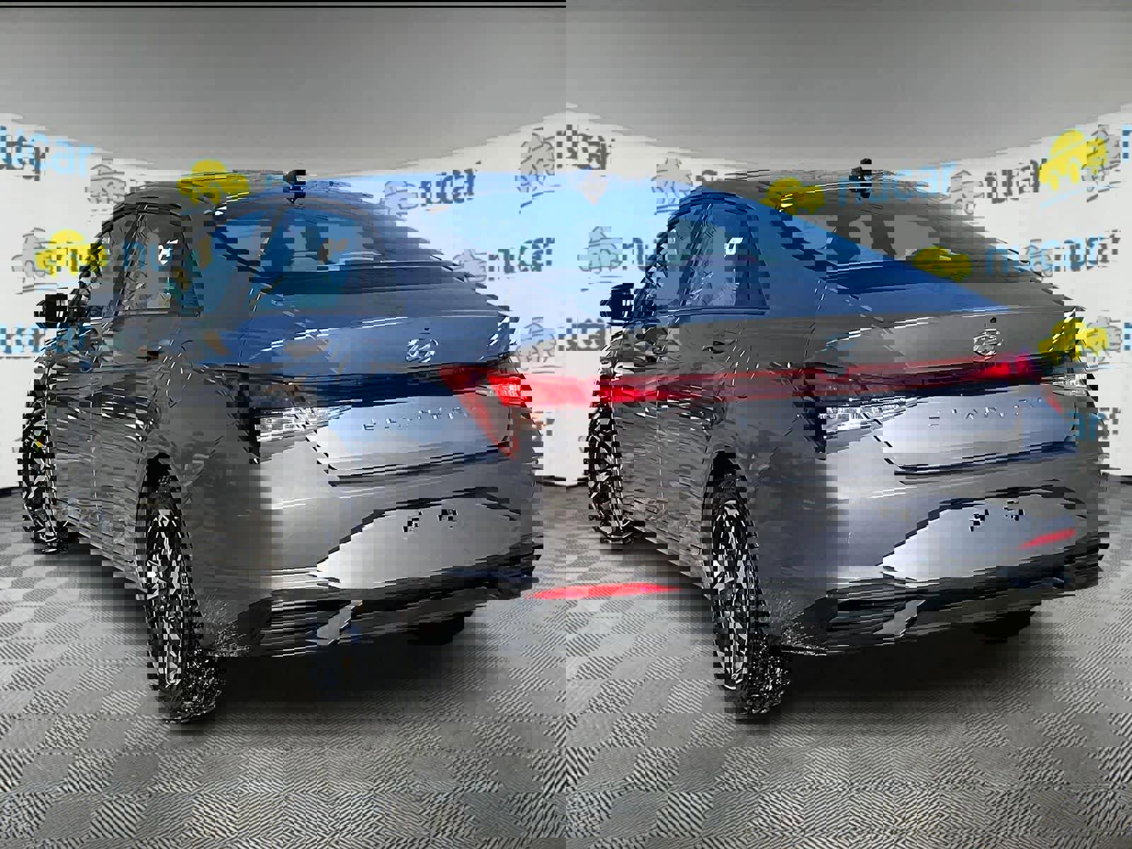 Used 2023 Hyundai Elantra SEL w/ Convenience Package image 4