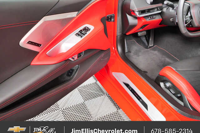 Used 2021 Chevrolet Corvette Stingray Premium Cpe w/ Z51 Performance Package RWD image 8