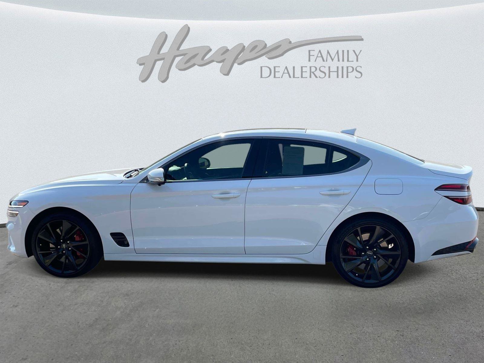 Used 2023 Genesis G70 3.3T w/ Sport Prestige Package image 6