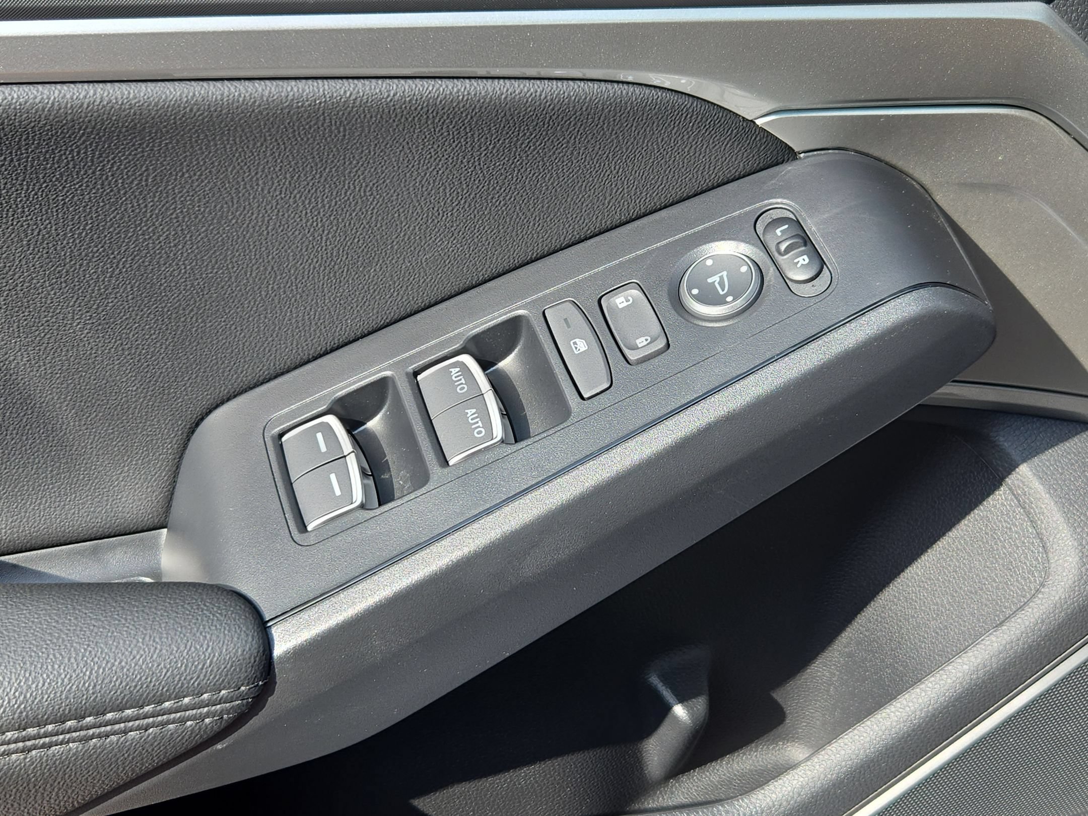 Certified 2026 Acura Integra FWD image 11