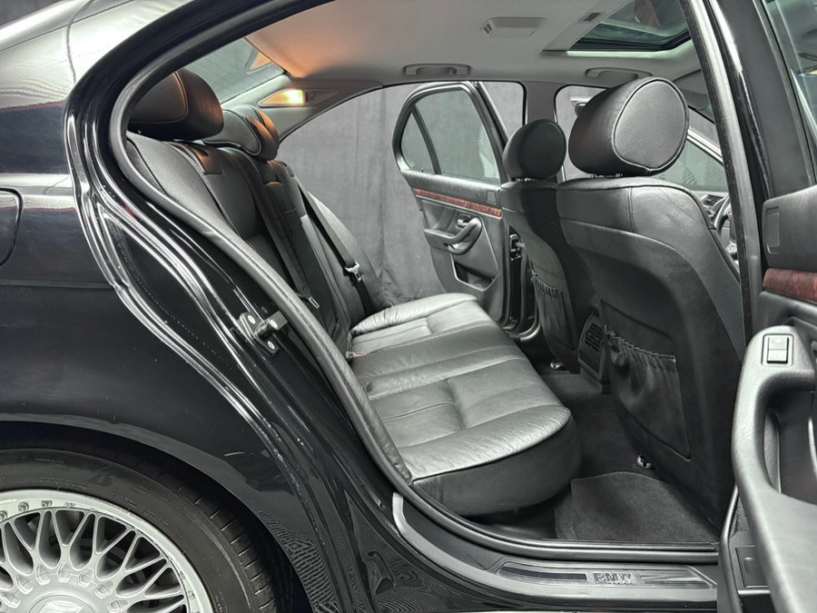 Used 2000 BMW 528i Sedan image 30