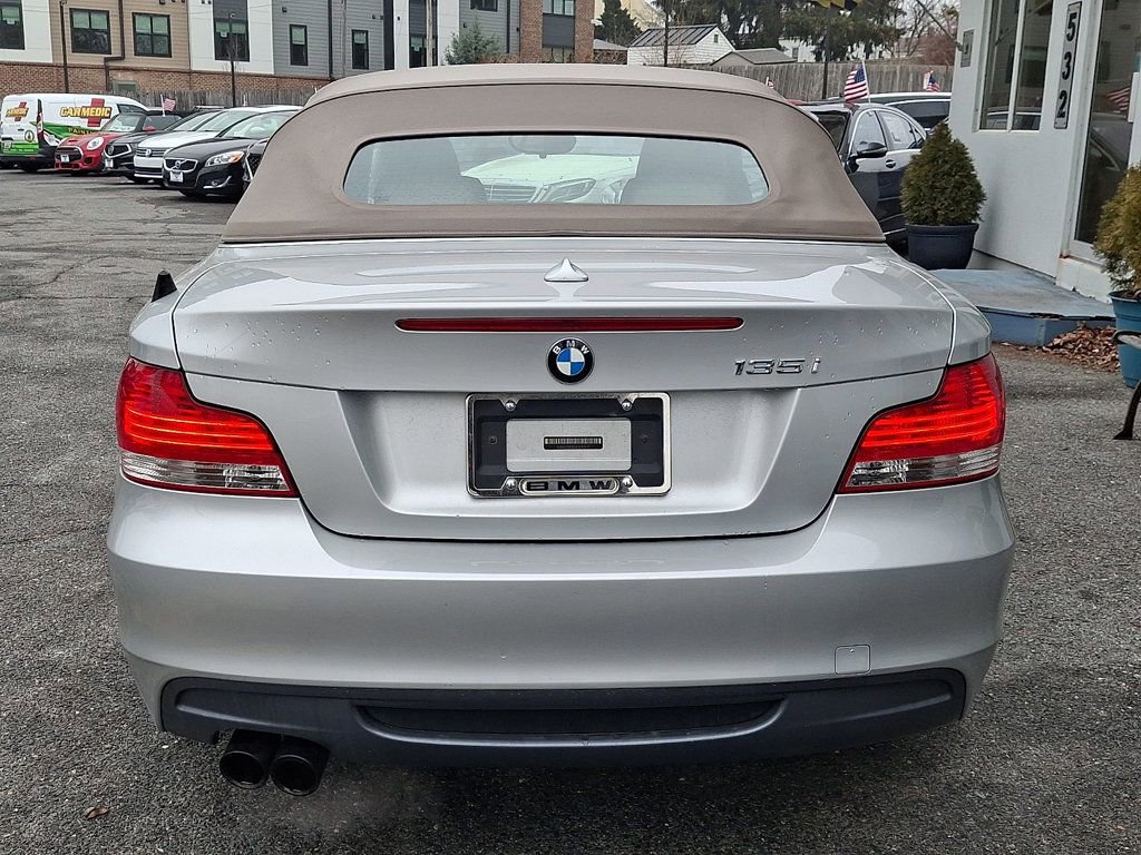 Used 2008 BMW 135i Convertible image 5