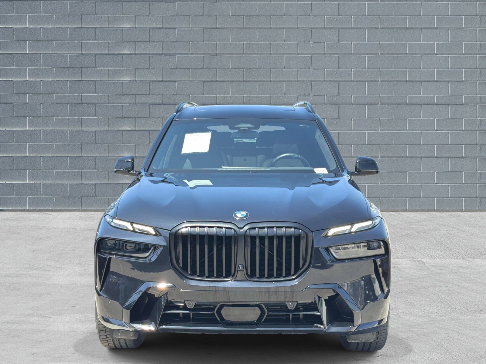 Certified 2024 BMW X7 xDrive40i w/ M Sport Package AWD/4WD image 2