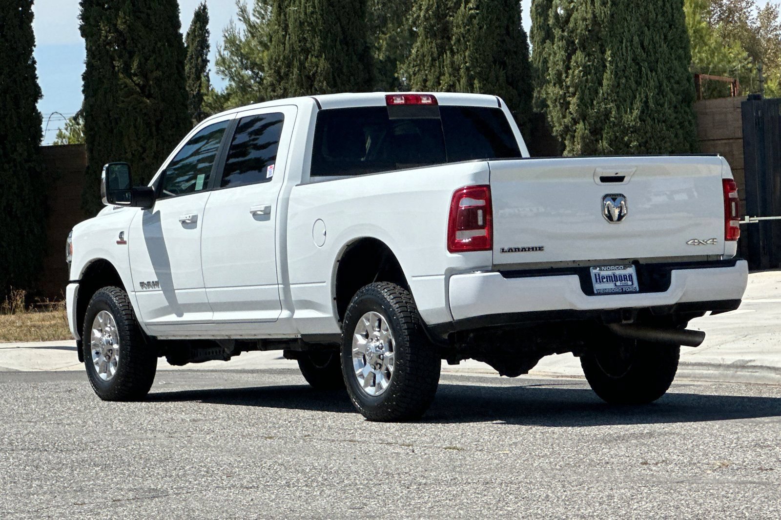 Used 2024 RAM 2500 Laramie AWD/4WD image 6