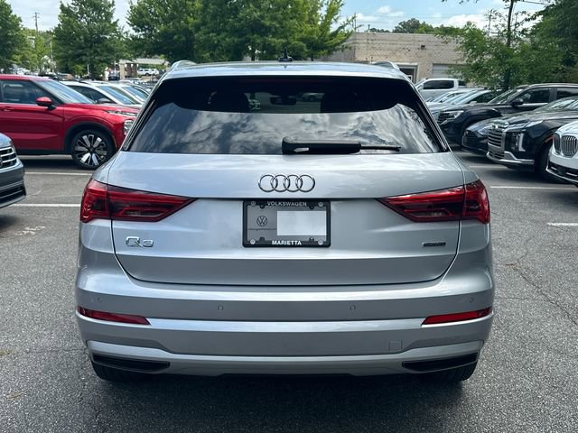 Used 2019 Audi Q3 2.0T Premium w/ Convenience Package AWD/4WD image 6