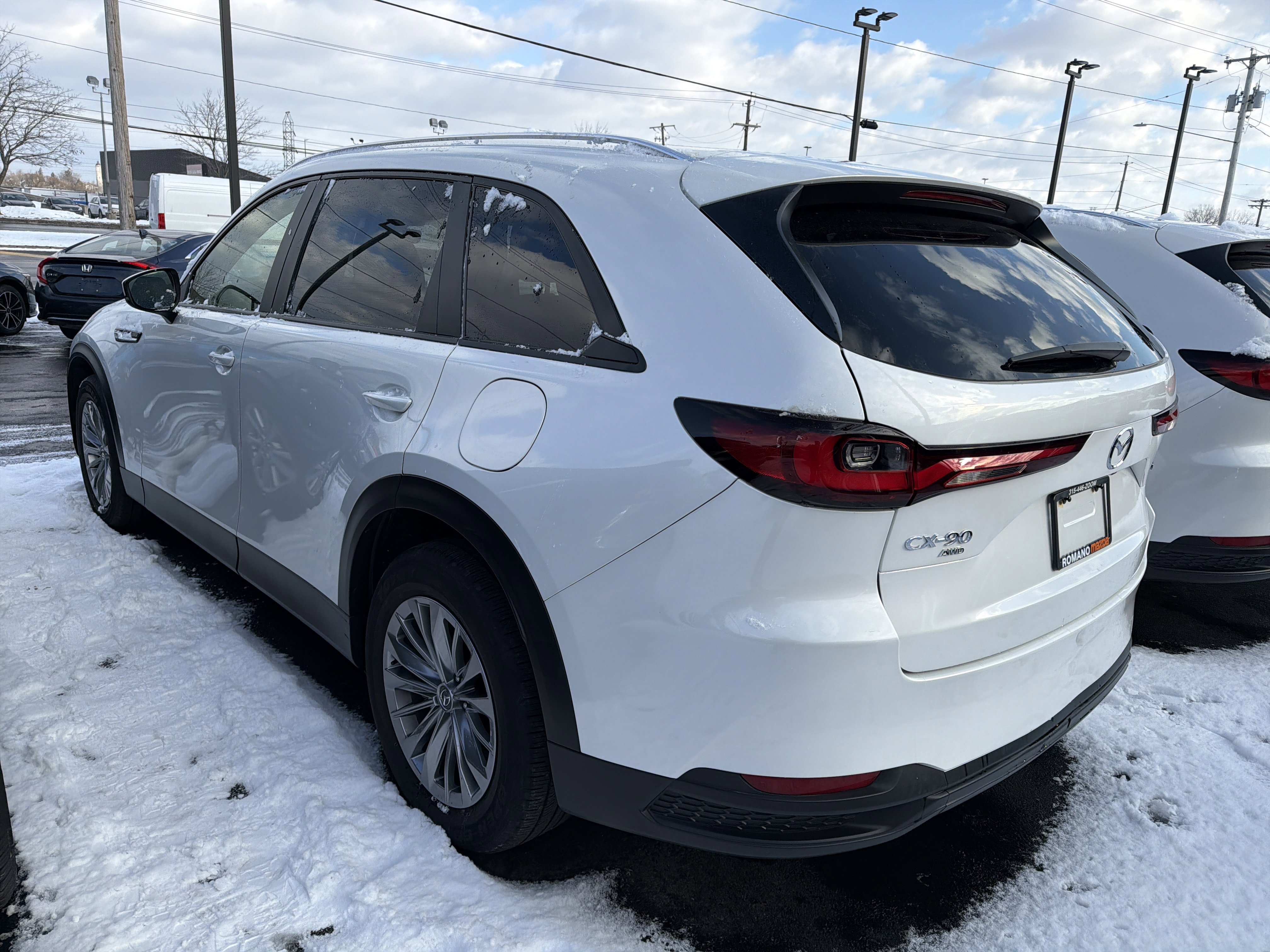 Used 2025 MAZDA CX-90 3.3 Turbo w/ Select Package image 5