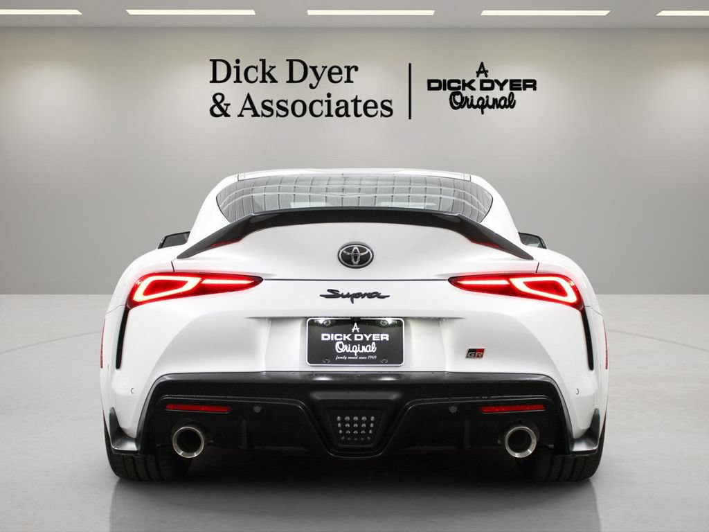 Used 2026 Toyota Supra w/ Driver Assist Package RWD image 10