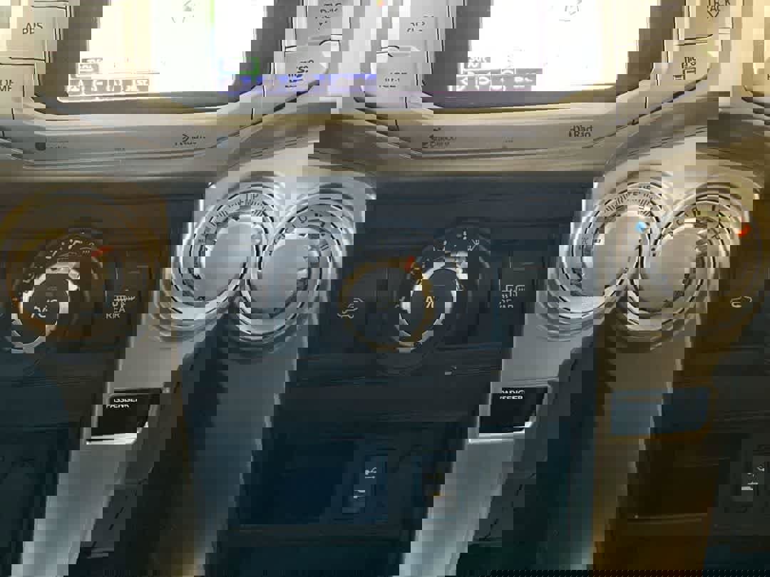 Used 2015 Toyota 4Runner SR5 image 22