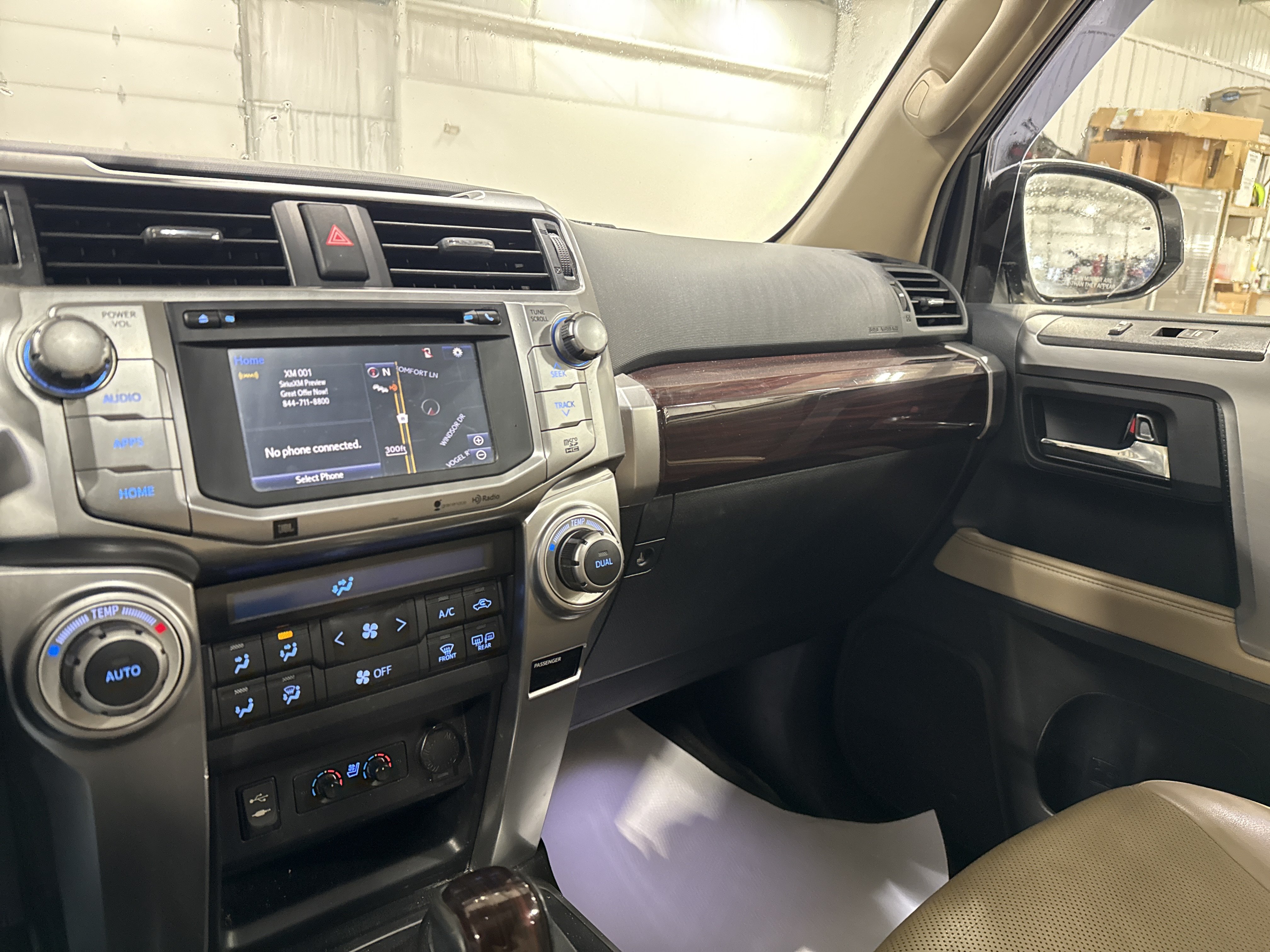 Used 2015 Toyota 4Runner Limited AWD/4WD image 11