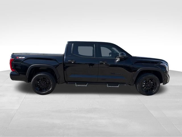 Used 2023 Toyota Tundra SR5 w/ SR5 Convenience Package AWD/4WD image 8