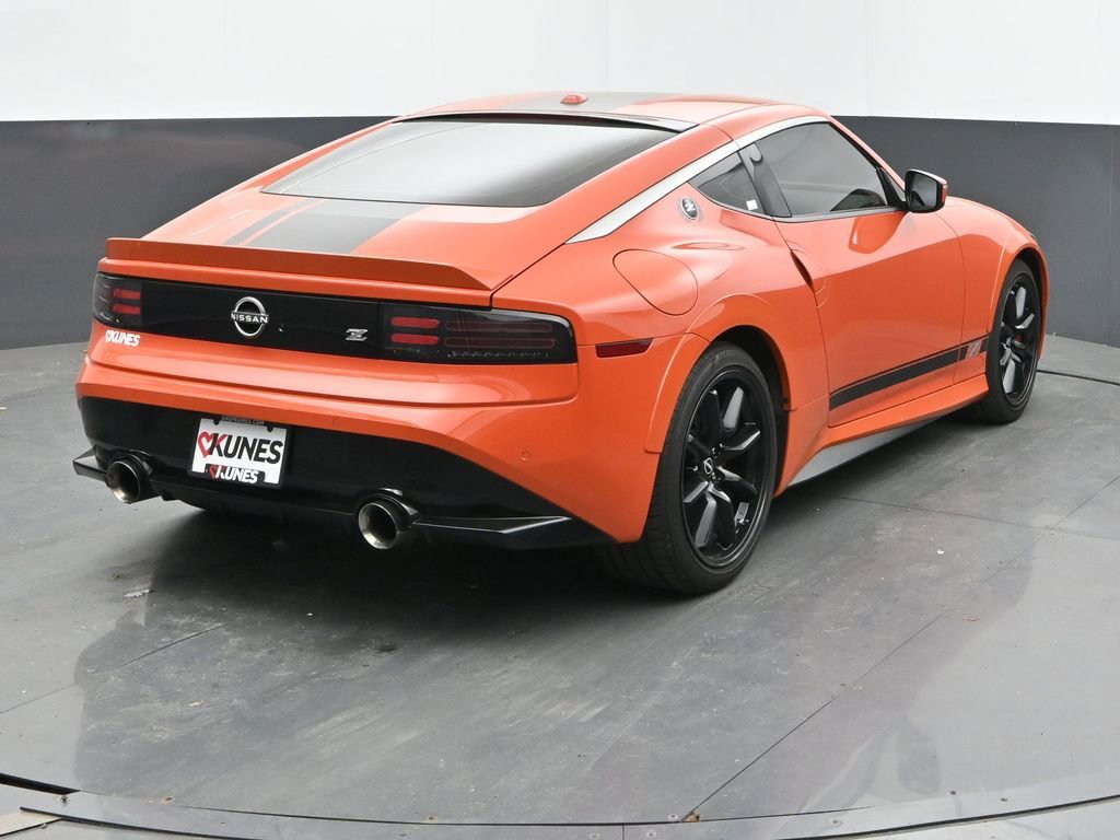 Used 2024 Nissan Z Performance w/ Heritage Edition RWD image 10