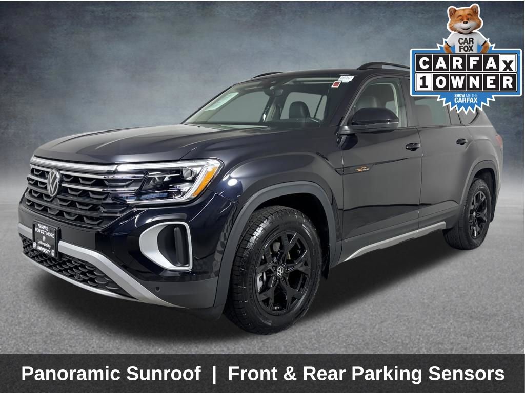 Used 2025 Volkswagen Atlas Peak Edition SE image 3