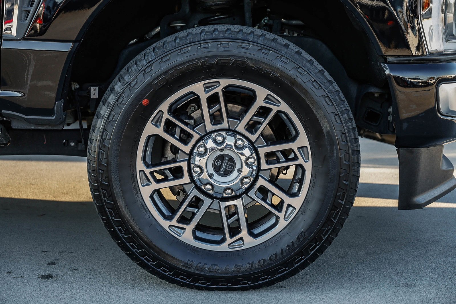 Used 2024 Ford F250 Limited image 9