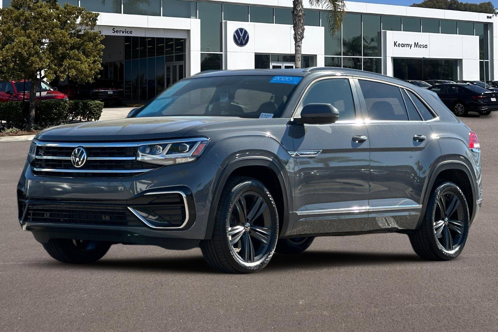 Used 2020 Volkswagen Atlas Cross Sport SE w/ Panoramic Sunroof Package image 8
