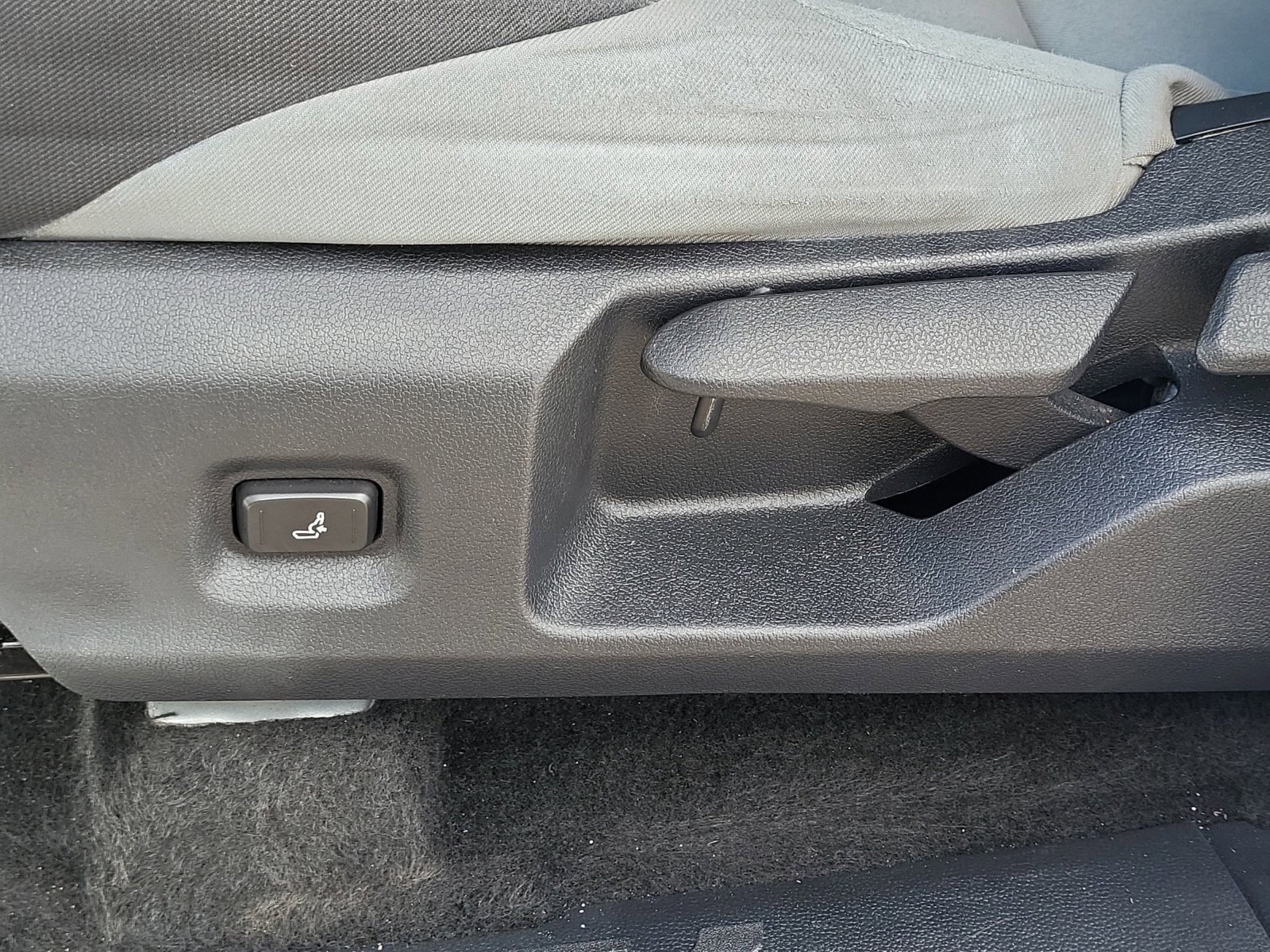 Used 2024 Toyota Tacoma TRD Off-Road image 21