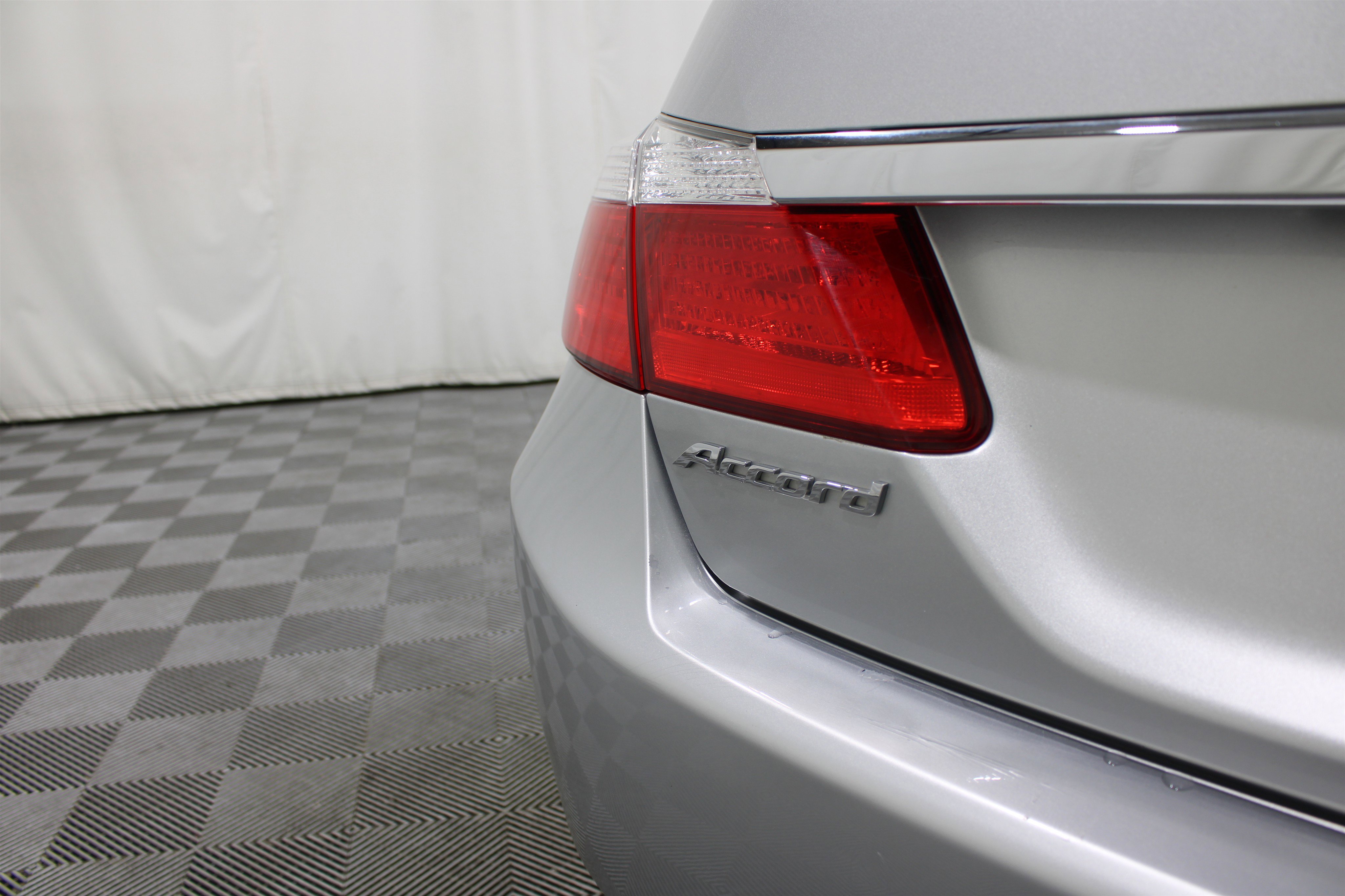 Used 2014 Honda Accord EX image 25