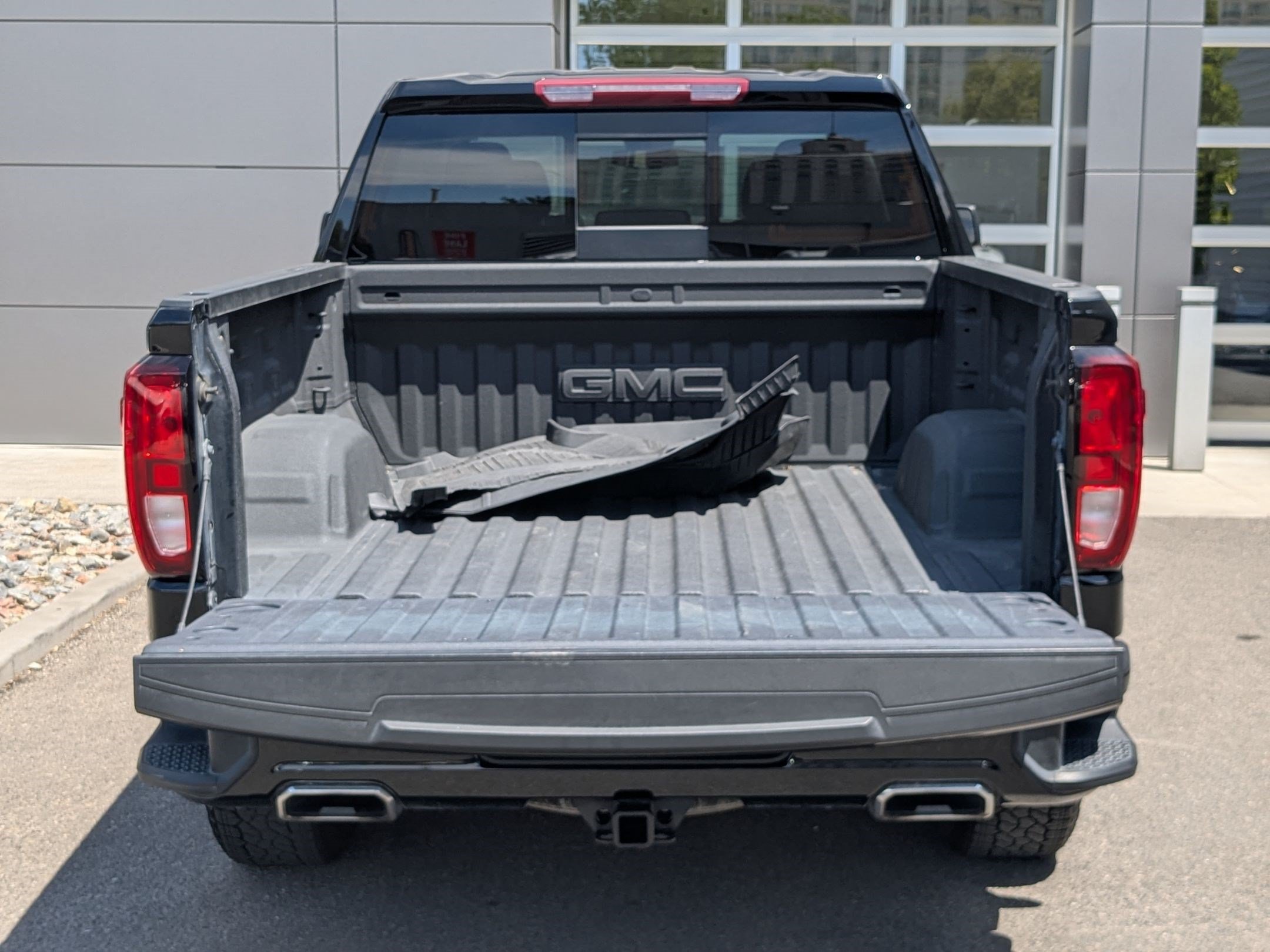 Used 2024 GMC Sierra 1500 Elevation w/ Preferred Package AWD/4WD image 34