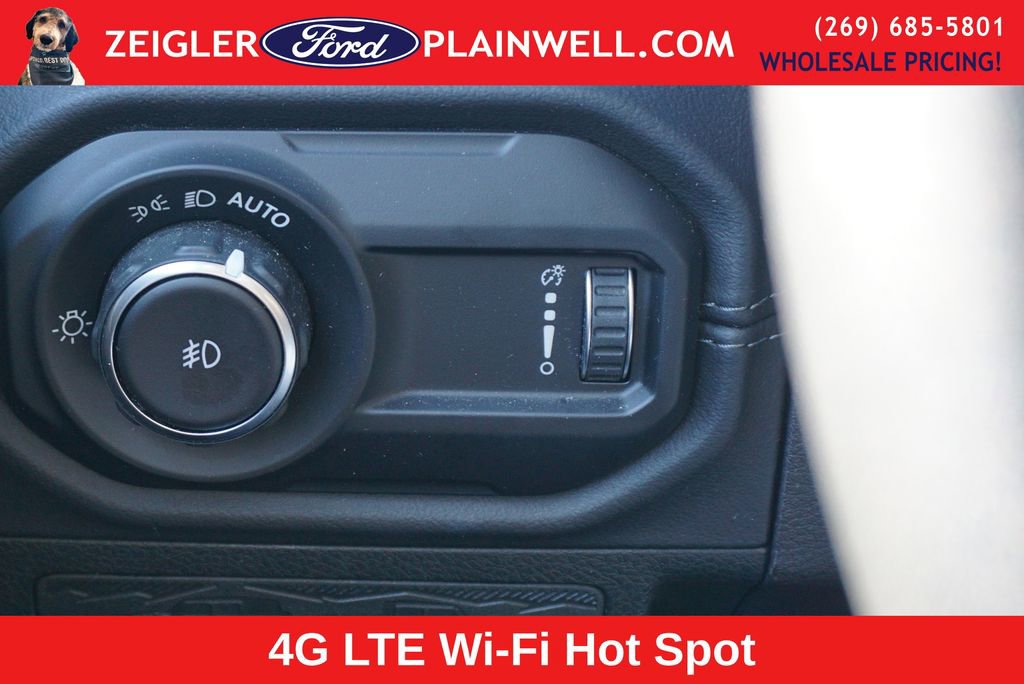 Used 2024 Jeep Wrangler Sahara w/ Technology Group image 31