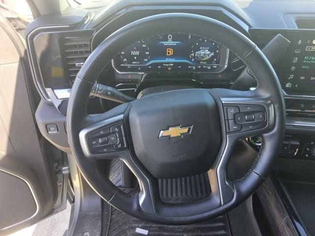 Used 2025 Chevrolet Silverado 3500 LTZ w/ LTZ Plus Package AWD/4WD image 7