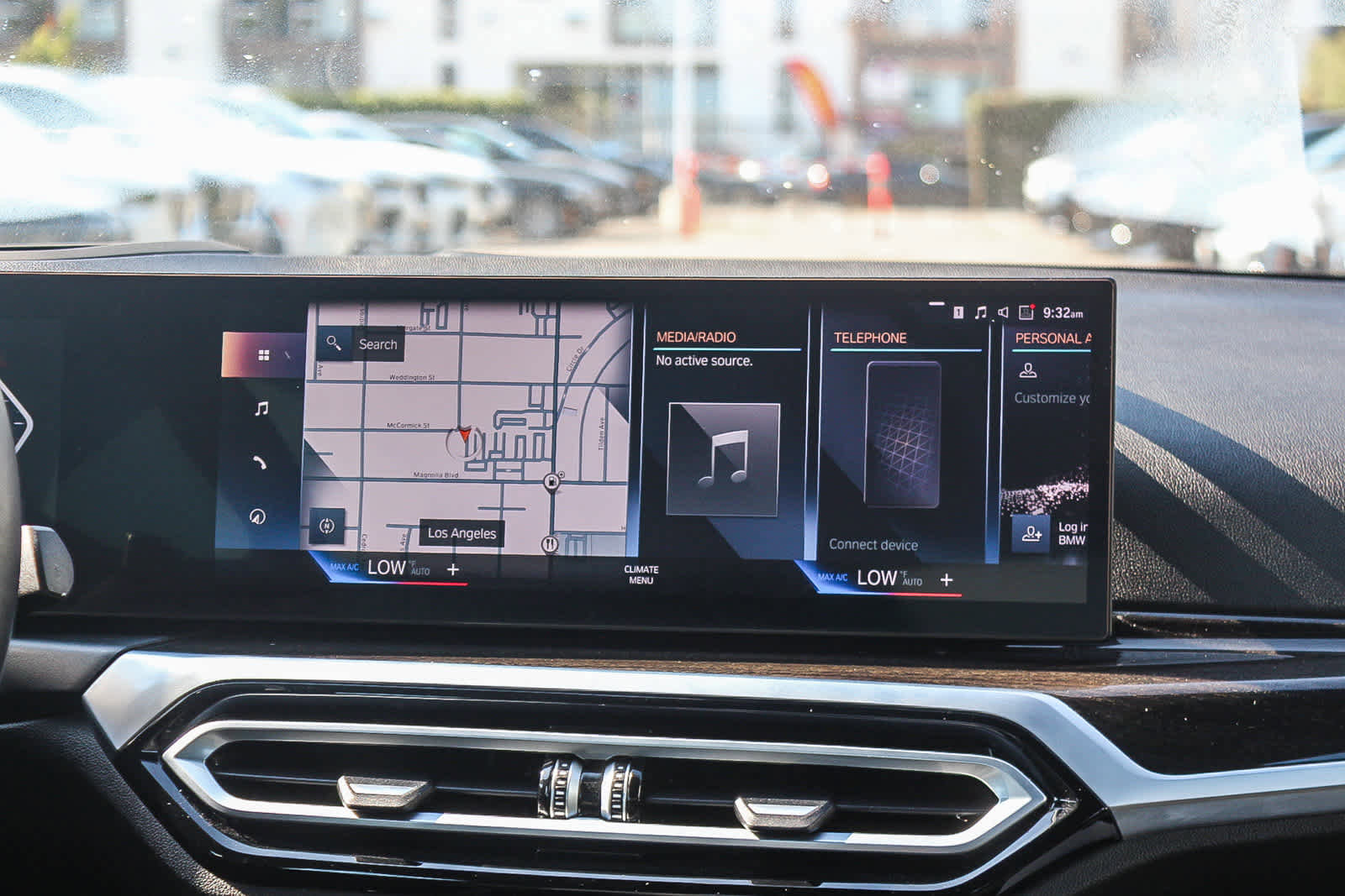 Used 2024 BMW 330i xDrive Sedan w/ Premium Package image 14