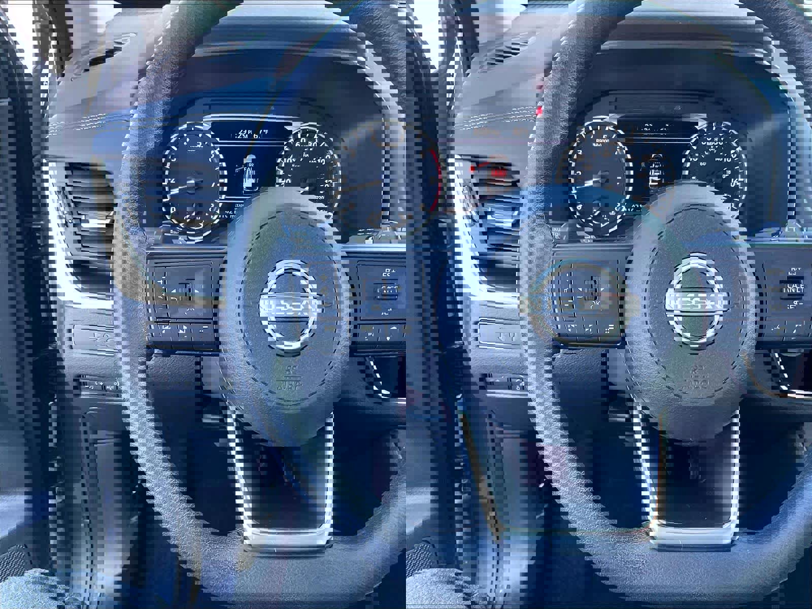 Used 2023 Nissan Rogue S image 20