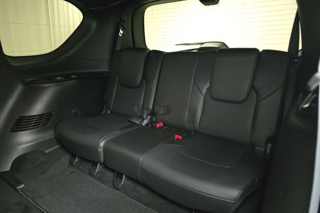 Used 2024 INFINITI QX80 Sensory image 27
