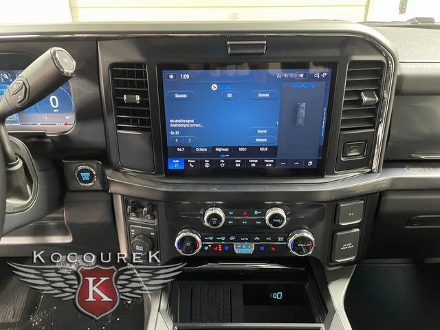 New 2026 Ford F250 Lariat AWD/4WD image 16
