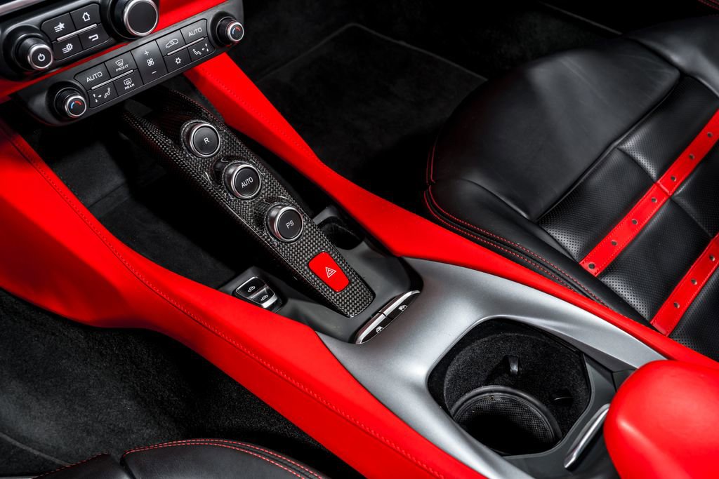 Used 2020 Ferrari Portofino RWD image 26