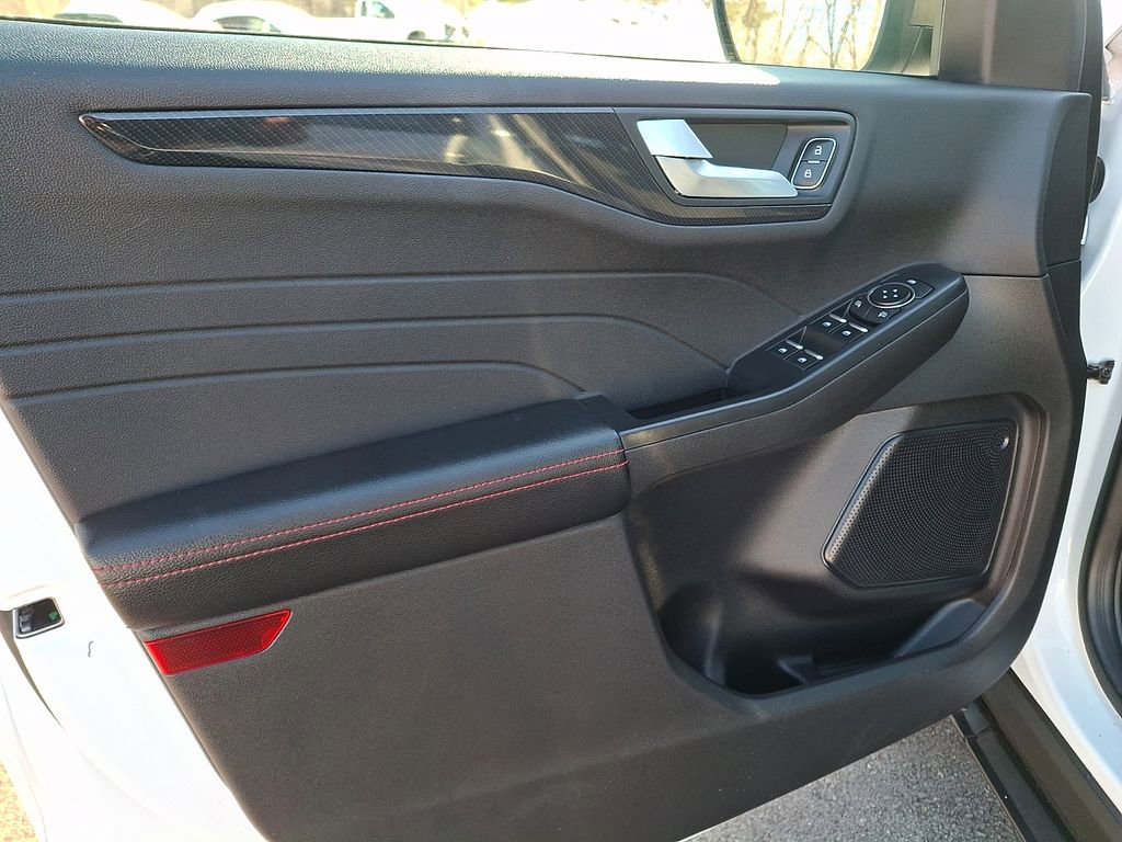 Used 2023 Ford Escape ST-Line w/ Tech Pack #1 image 14