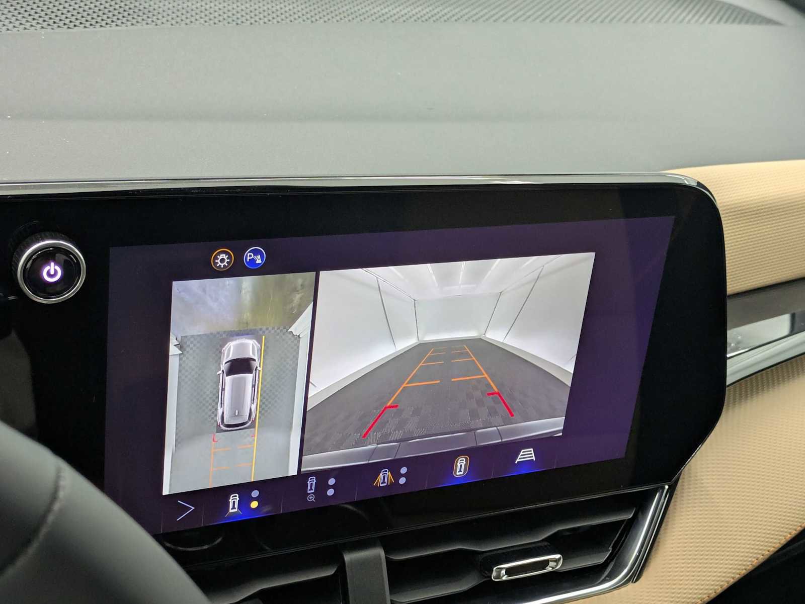 New 2026 Chevrolet Equinox ACTIV w/ Convenience Package III AWD/4WD image 27