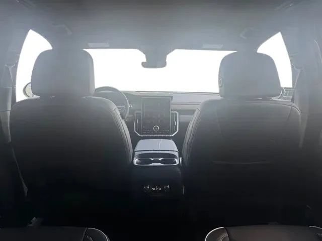 New 2026 GMC Acadia Denali w/ Super Cruise Package FWD image 21