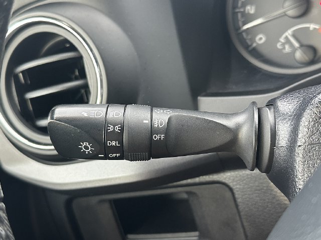 Used 2019 Toyota Tacoma TRD Sport RWD image 26
