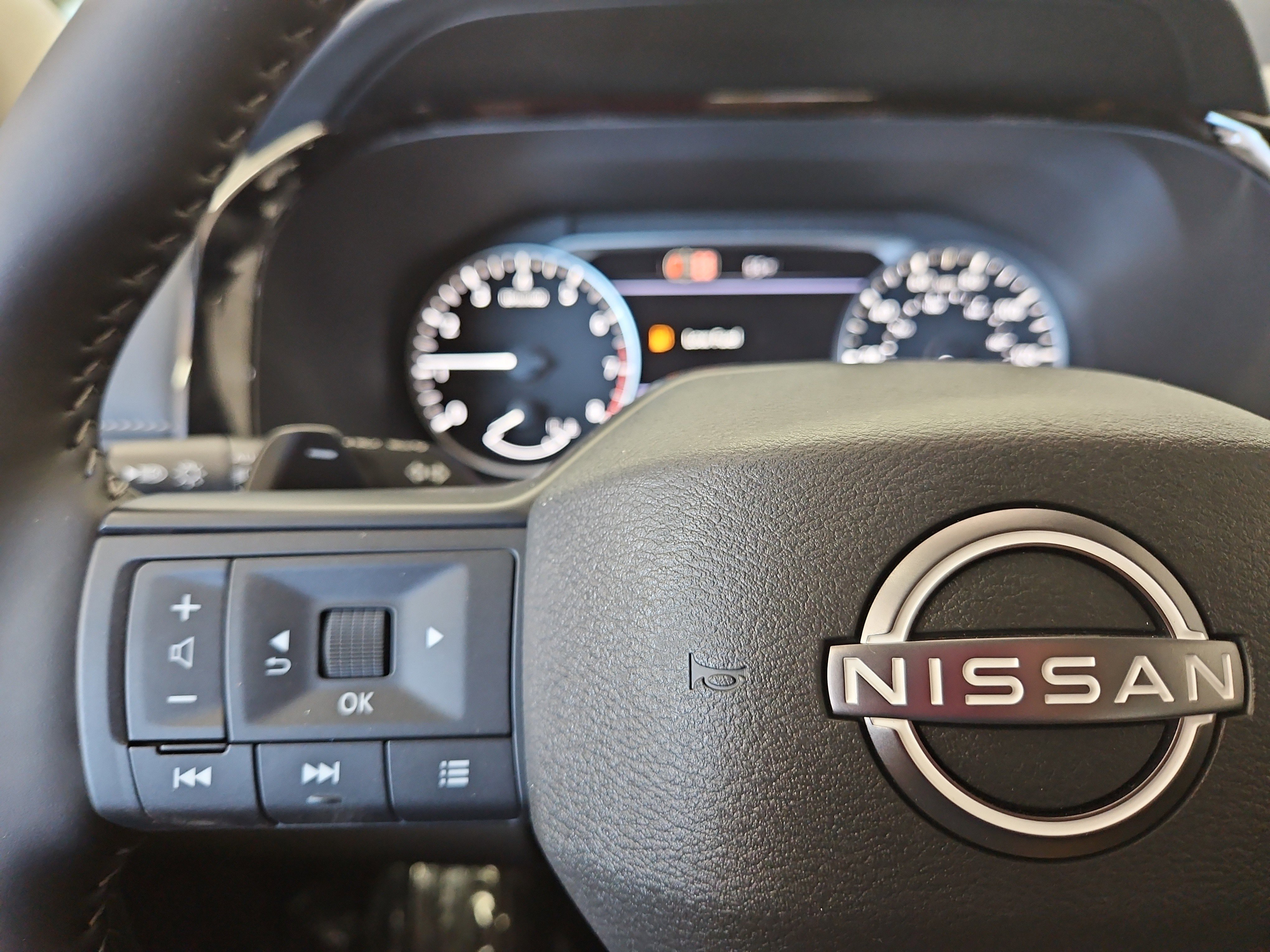 New 2026 Nissan Pathfinder SV AWD/4WD image 14