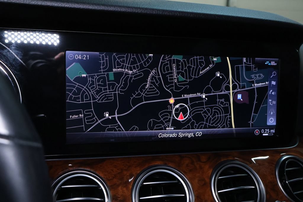 Used 2019 Mercedes-Benz E 300 4MATIC image 30