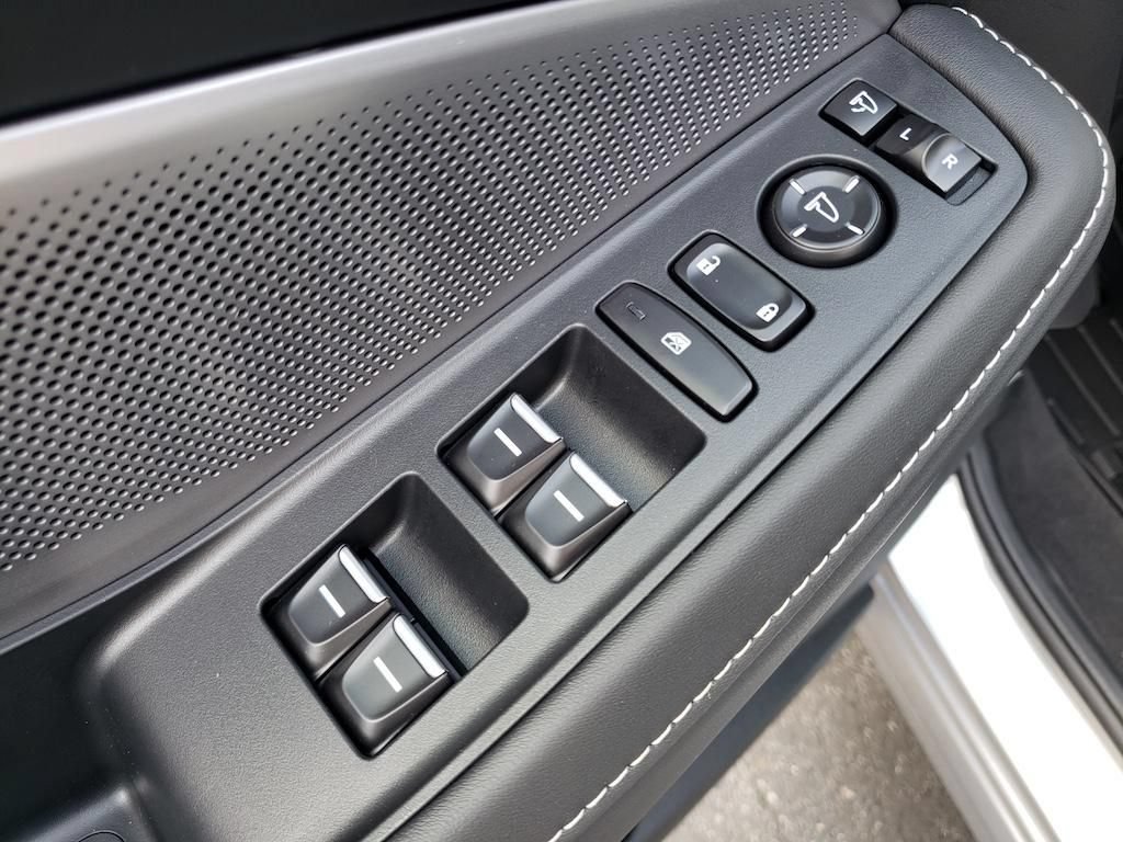 Certified 2026 Acura MDX SH-AWD w/ Technology Package image 21