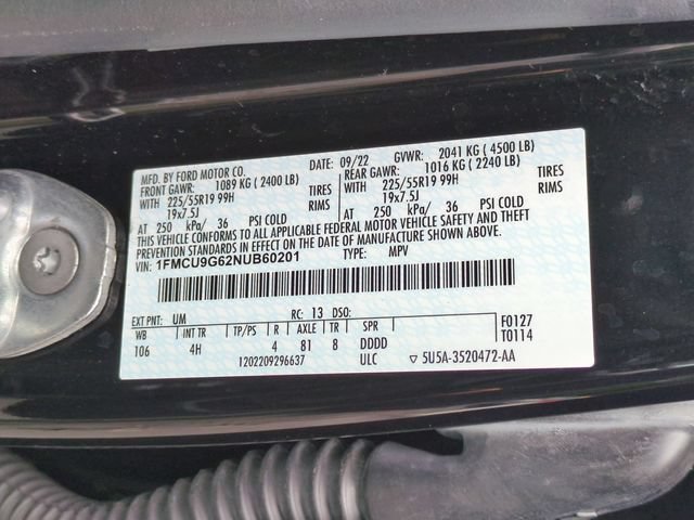 Used 2022 Ford Escape SE w/ SE Sport Appearance Package AWD/4WD image 35