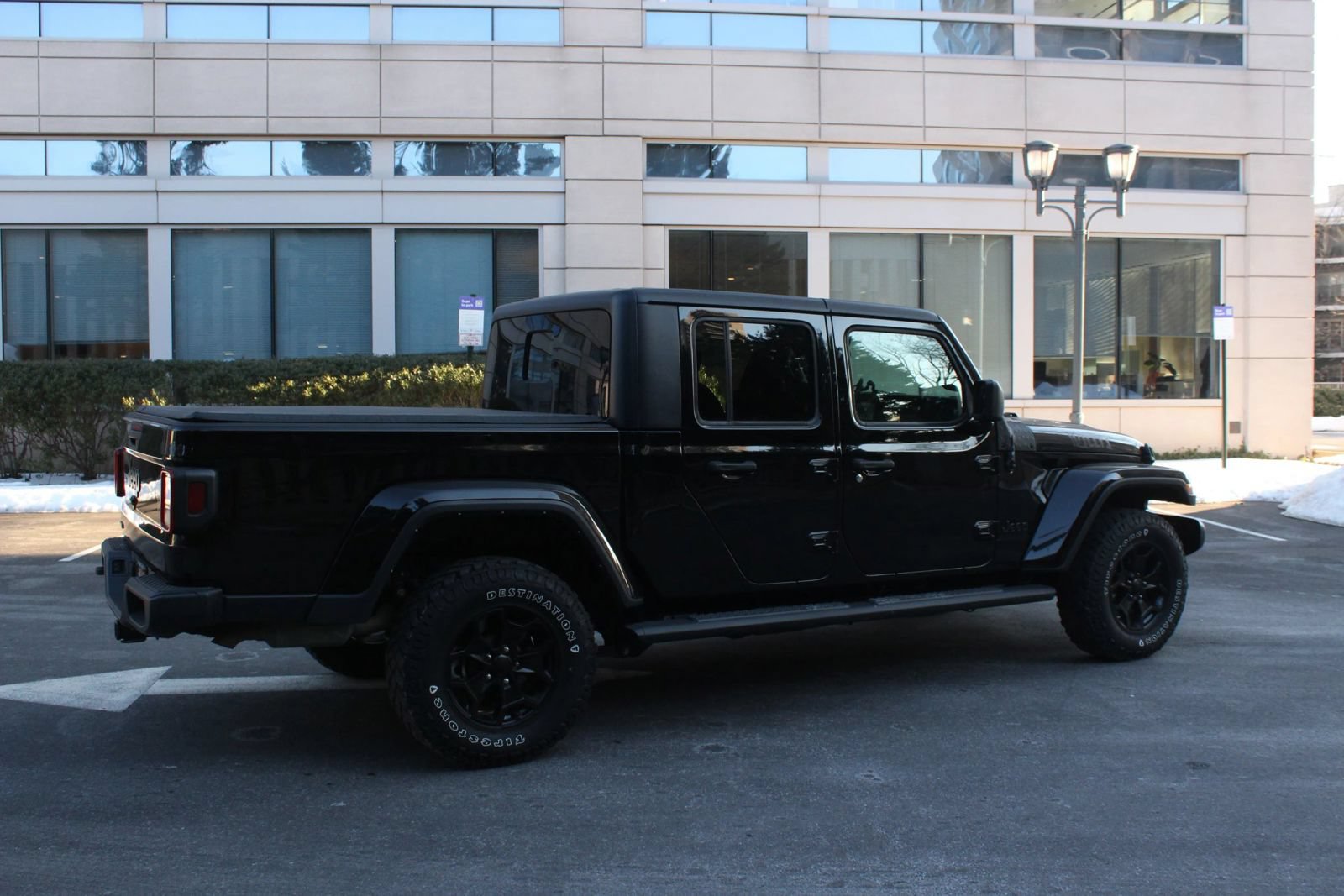 Used 2021 Jeep Gladiator Sport AWD/4WD image 7
