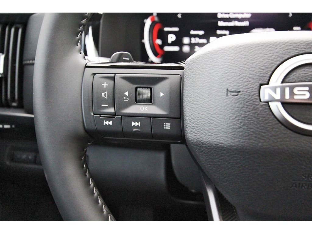 New 2026 Nissan Pathfinder SL w/ SL Premium Package FWD image 15