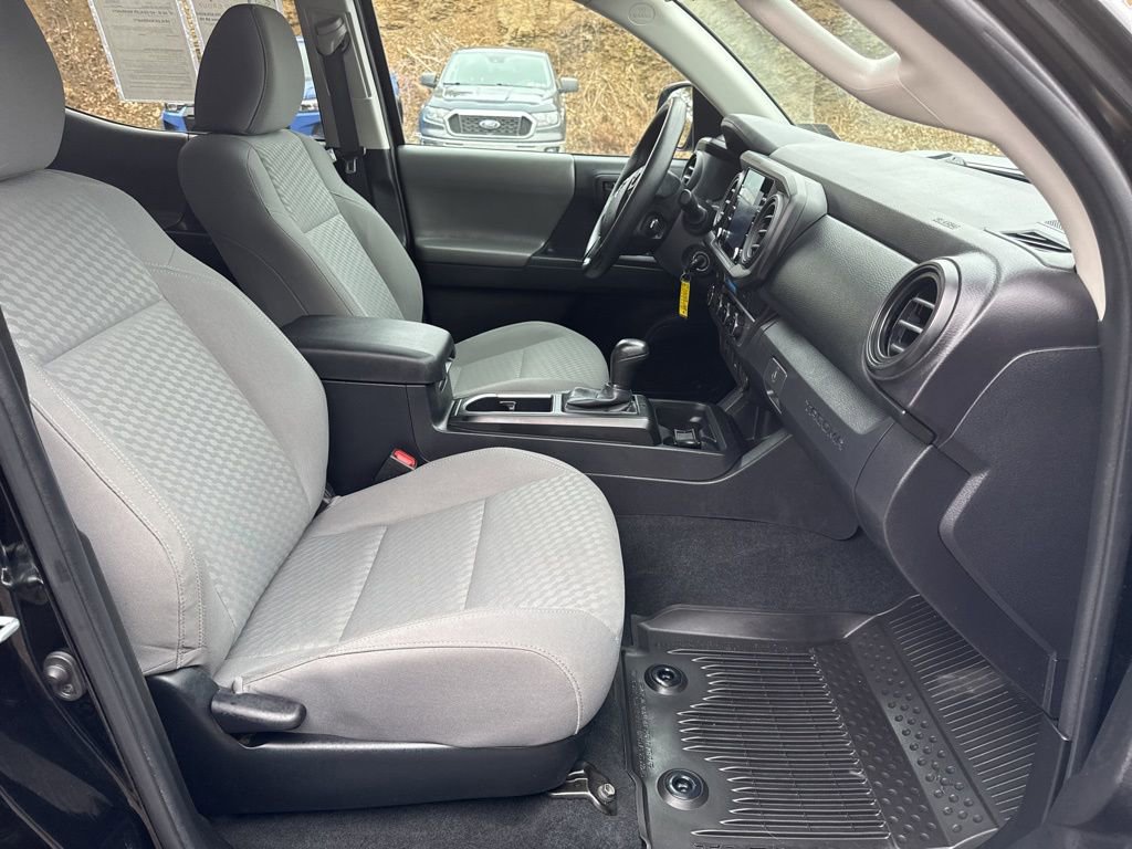 Used 2023 Toyota Tacoma SR AWD/4WD image 12
