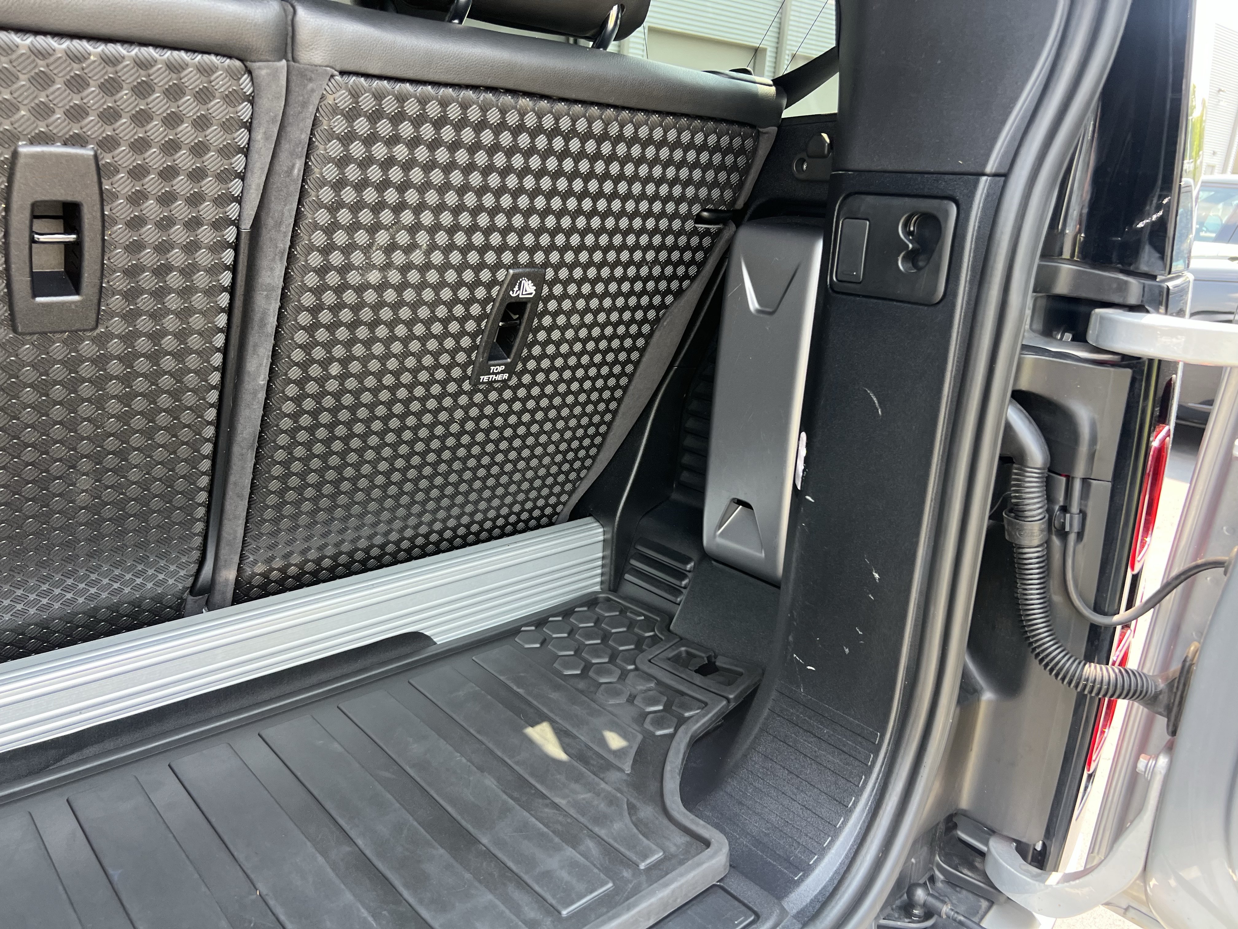 Used 2021 Land Rover Defender 90 S AWD/4WD image 31
