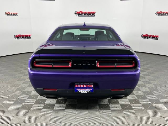 Used 2016 Dodge Challenger R/T Scat Pack RWD image 7
