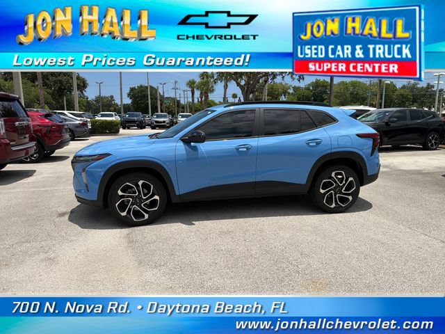 Used 2024 Chevrolet Trax RS w/ Driver Confidence Package FWD image 3
