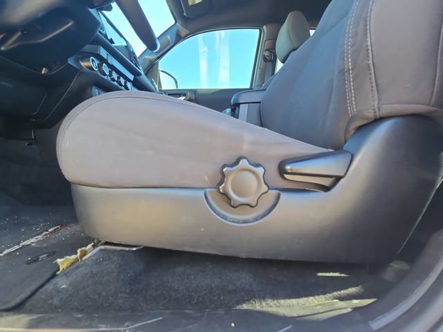 Used 2019 Toyota Tacoma TRD Off-Road image 28